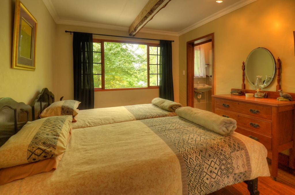 Maple Grove Villa Hogsback Luaran gambar