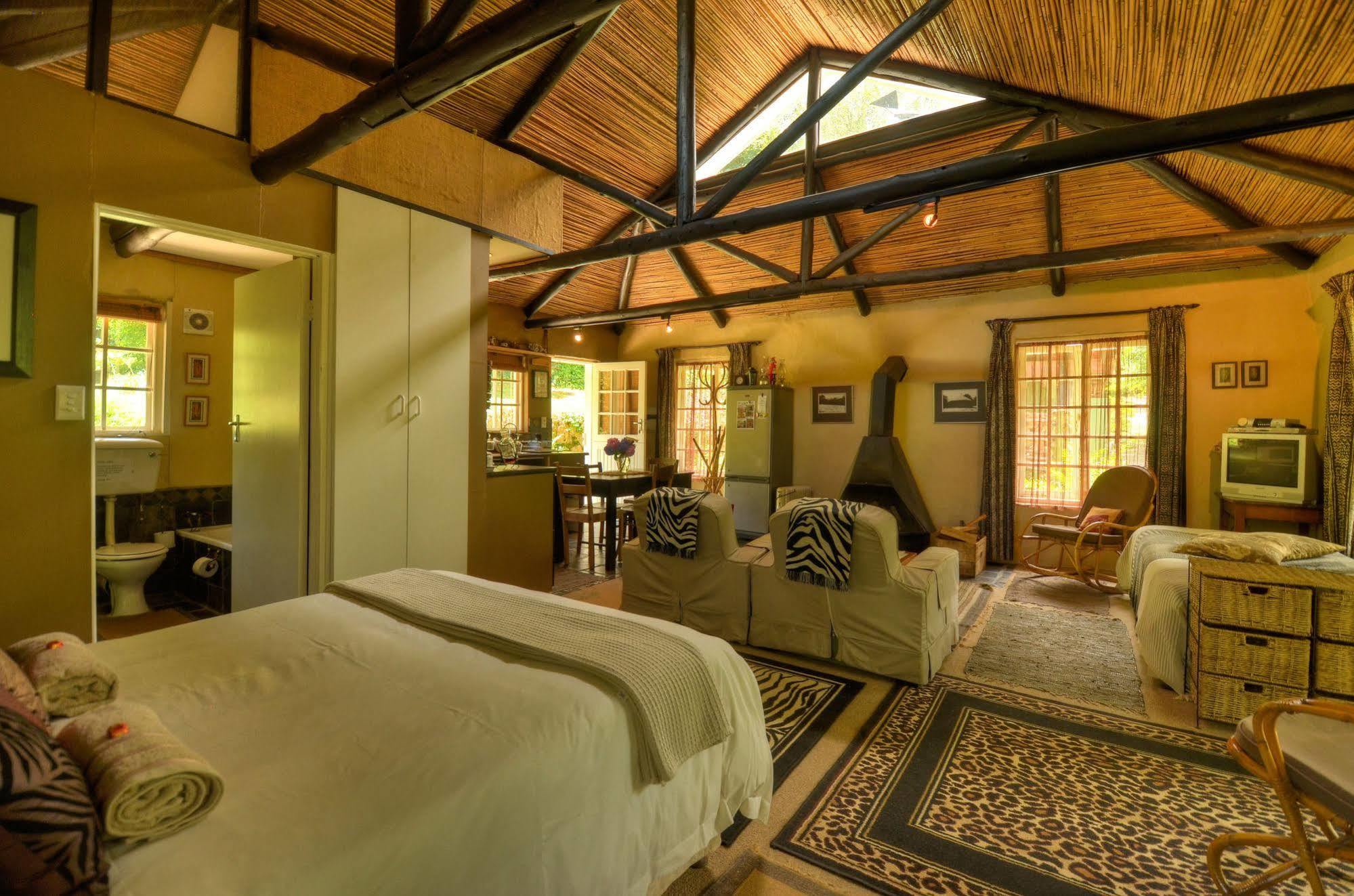 Maple Grove Villa Hogsback Luaran gambar