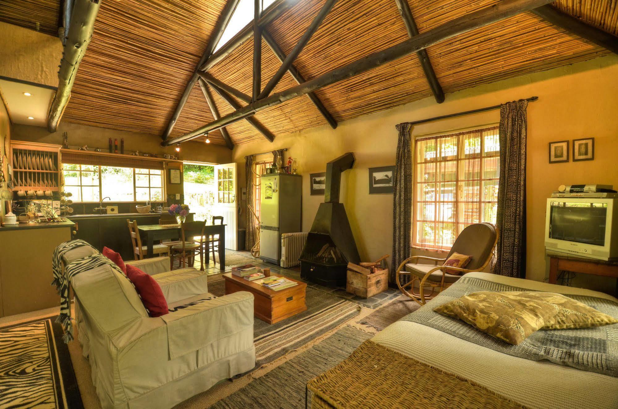 Maple Grove Villa Hogsback Luaran gambar